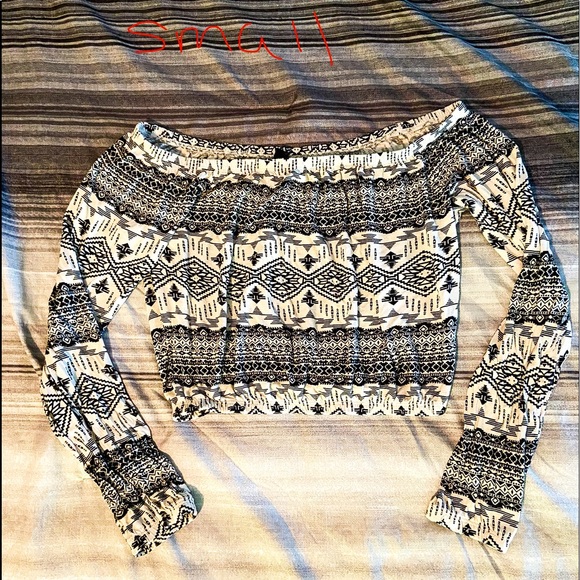 Off the shoulder crop top - Picture 1 of 1